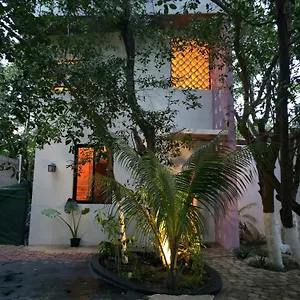 Casa Rosse Vakantiehuis Tulum Pueblo